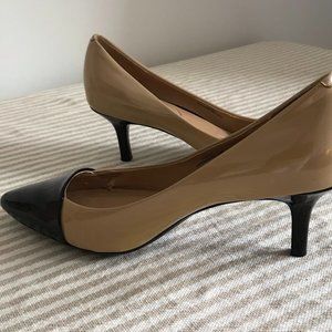 Isaac Mizrahi Two toned elegant heeled Size 6.5-7 Black & Tan